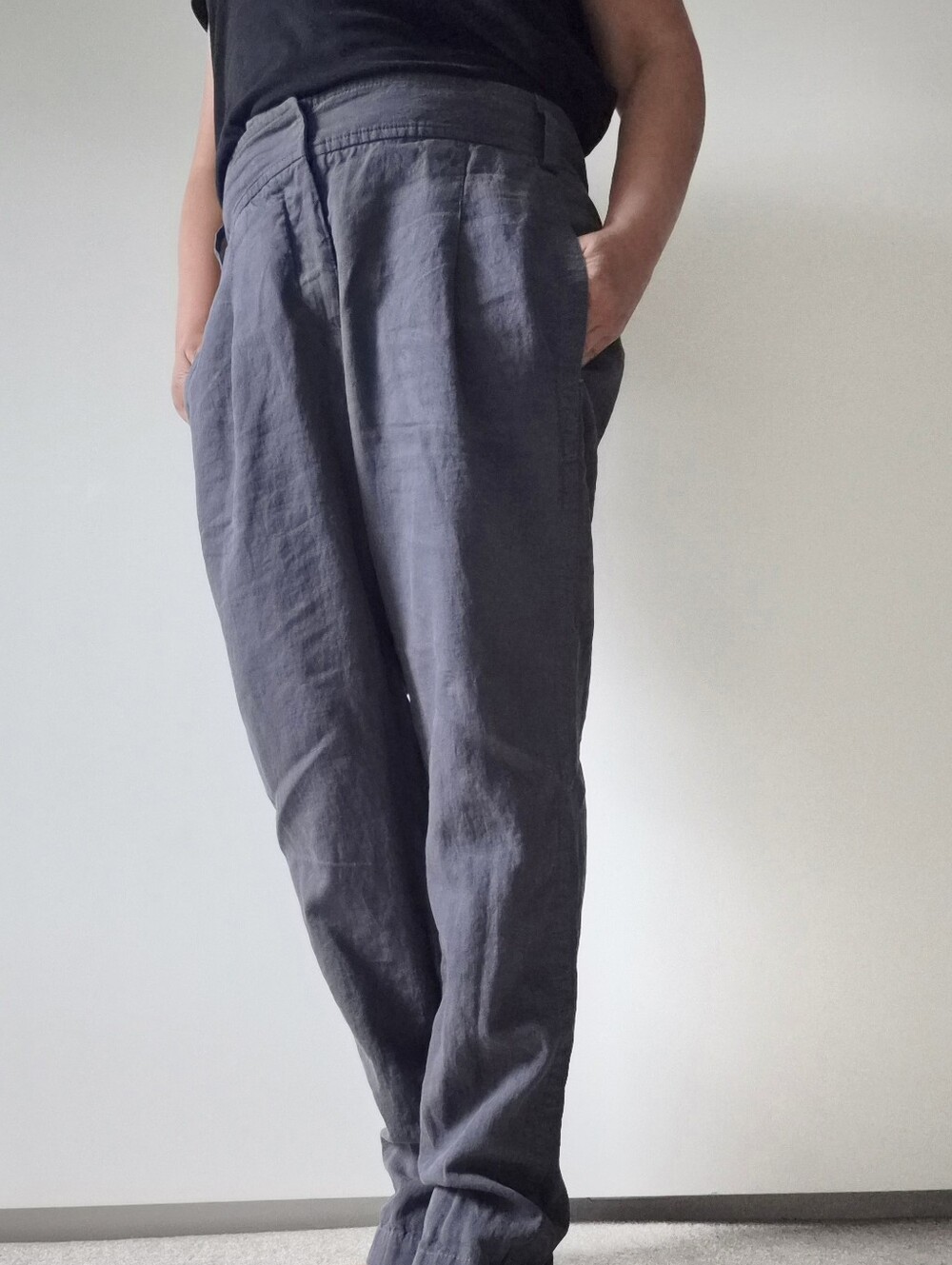 Brunello Cucinelli Linen Blend Tapered Pants